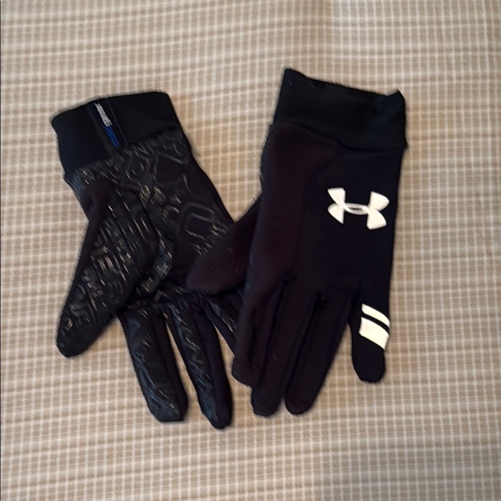 Under Armour Black Gloves with White Logo